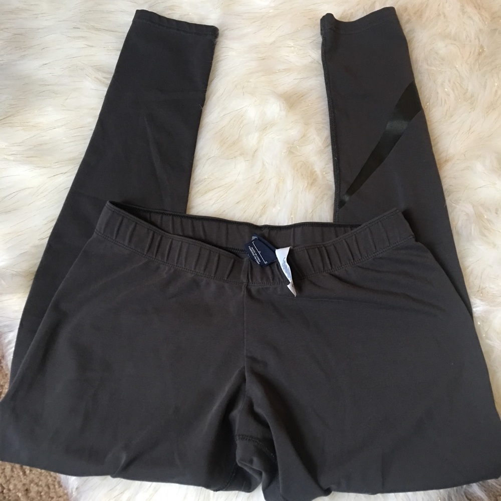 Grey Nike leggings
